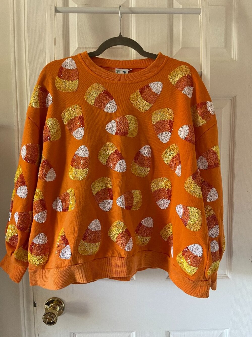 Queen Of Sparkles Candy Corn Sequin Orange Sweatshirt Halloween Medium